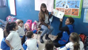 Story time -mamá Renata